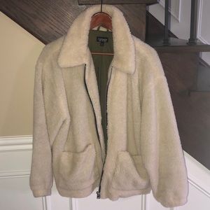 FAUX FUR FALL TEDDY JACKET FROM TOPSHOP 🍂